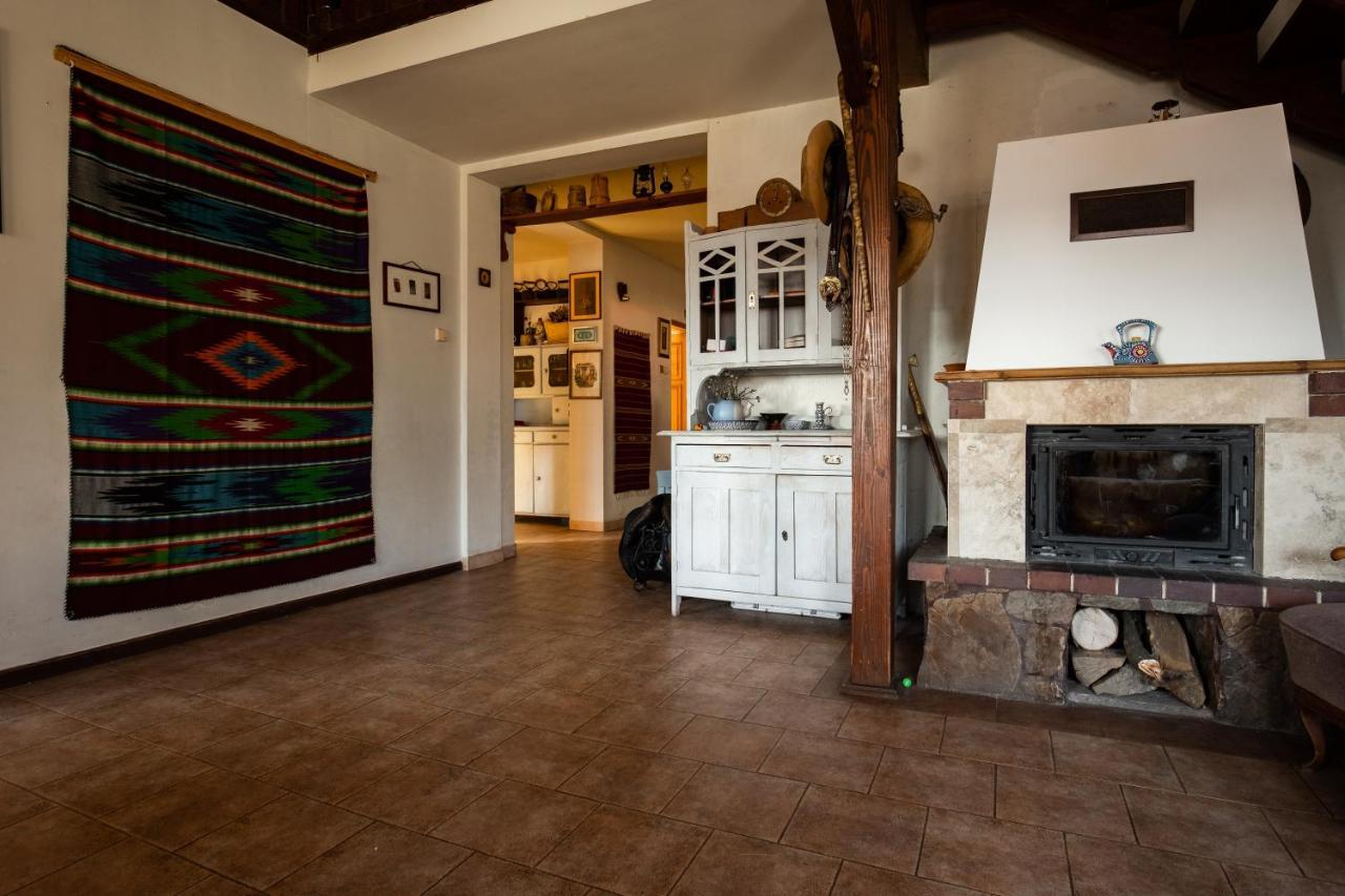 Modryna Ranczo Bed & Breakfast Krasiczyn Eksteriør bilde