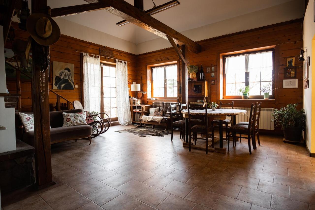 Modryna Ranczo Bed & Breakfast Krasiczyn Eksteriør bilde