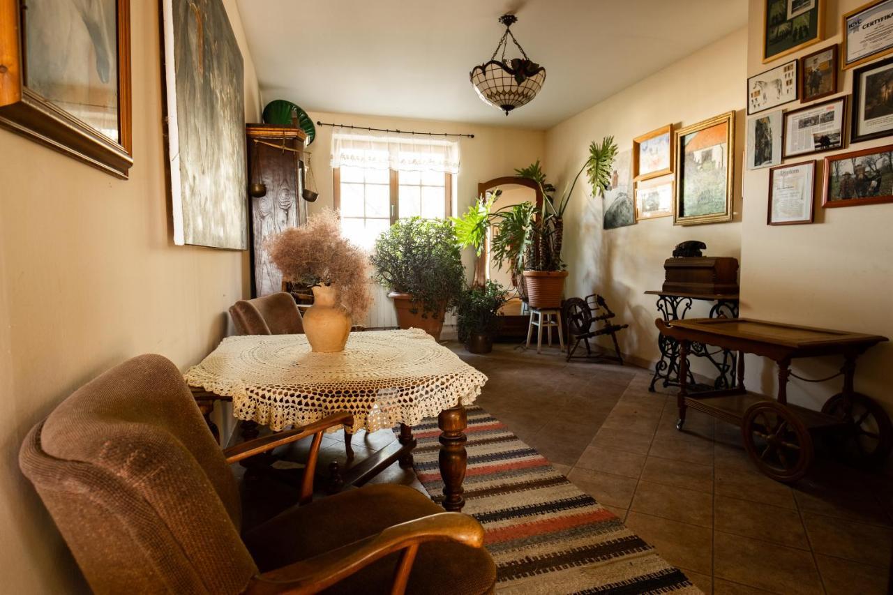 Modryna Ranczo Bed & Breakfast Krasiczyn Eksteriør bilde