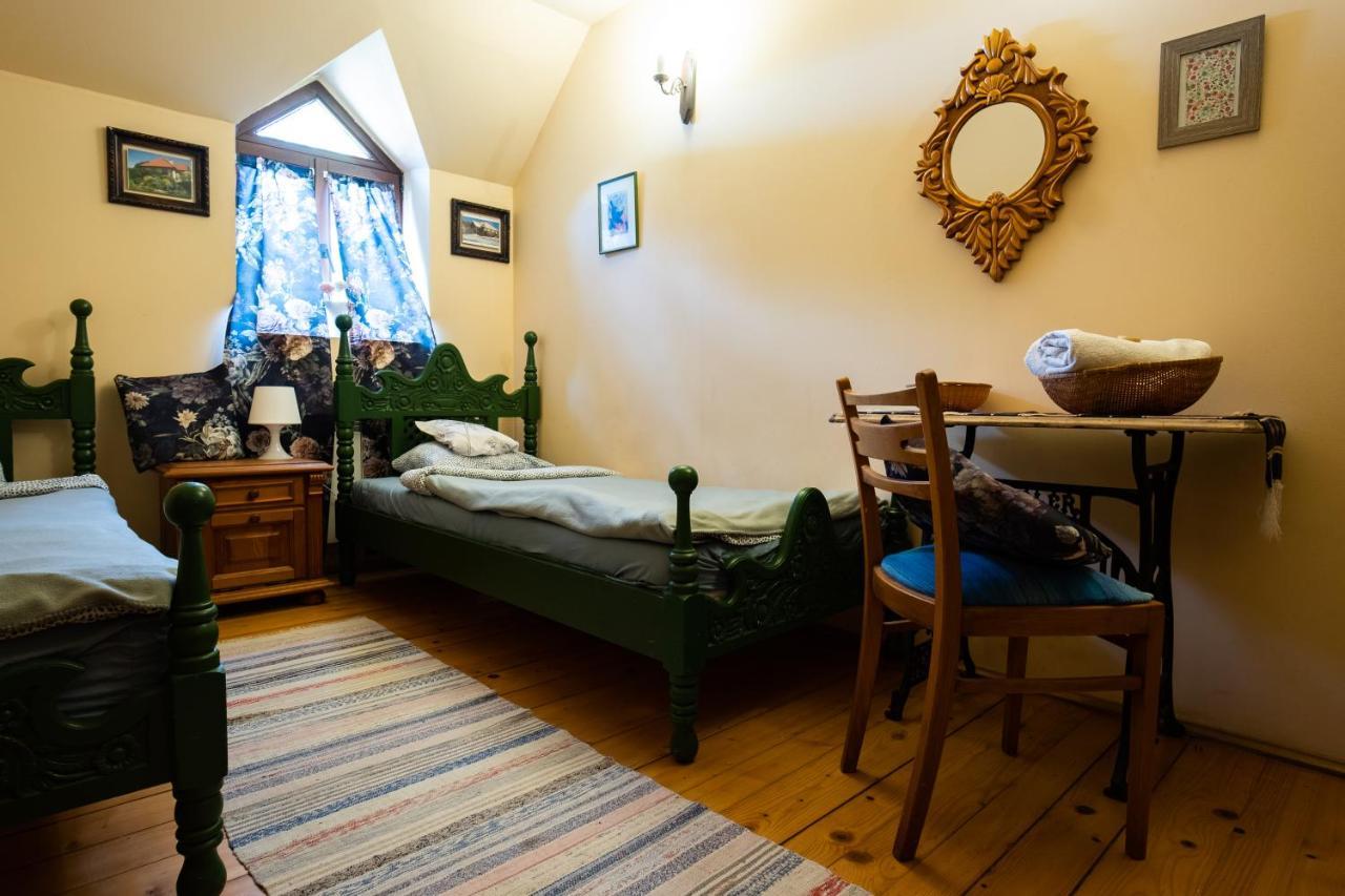 Modryna Ranczo Bed & Breakfast Krasiczyn Eksteriør bilde